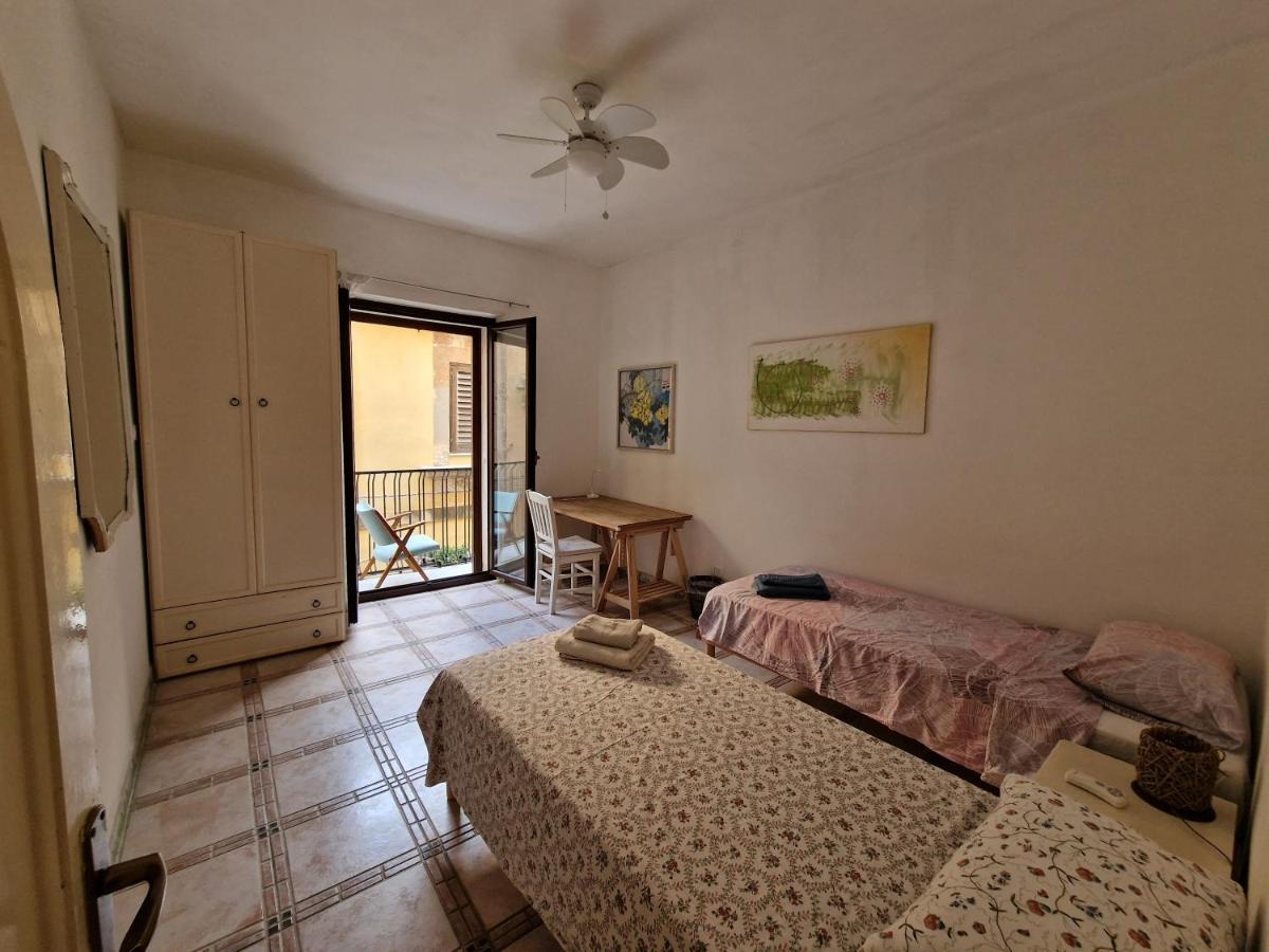 Sea-View Terrace & Bikes Moon Ortigia Holiday Home 锡拉库扎 外观 照片