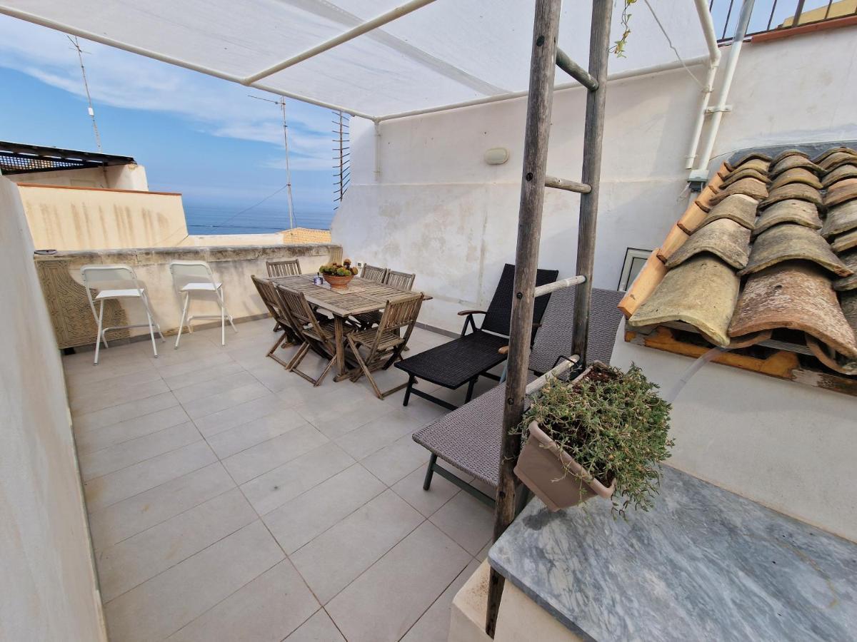 Sea-View Terrace & Bikes Moon Ortigia Holiday Home 锡拉库扎 外观 照片